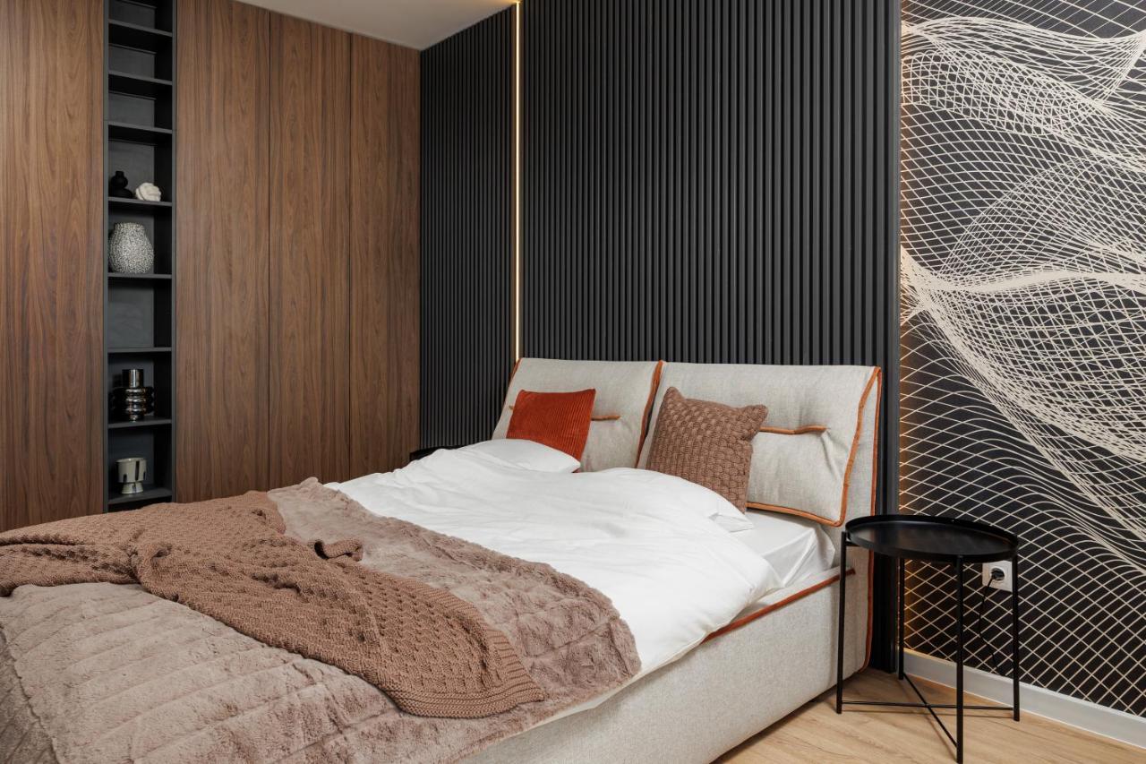 Mandala Designer Apartments With Free Private Parking, Near Mall Coresi Braşov Exterior foto