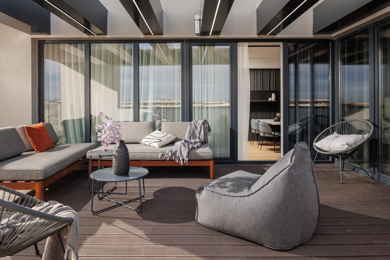 Mandala Designer Apartments With Free Private Parking, Near Mall Coresi Braşov Exterior foto