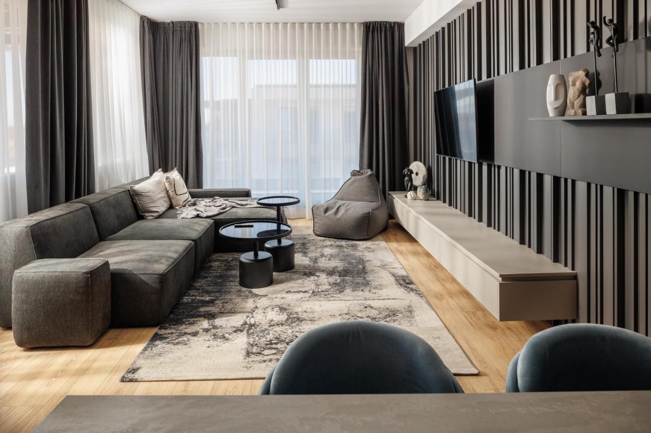 Mandala Designer Apartments With Free Private Parking, Near Mall Coresi Braşov Exterior foto