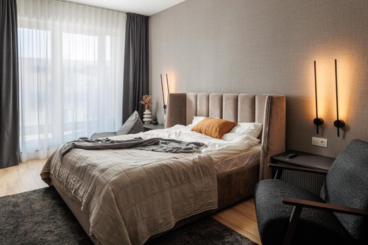 Mandala Designer Apartments With Free Private Parking, Near Mall Coresi Braşov Exterior foto