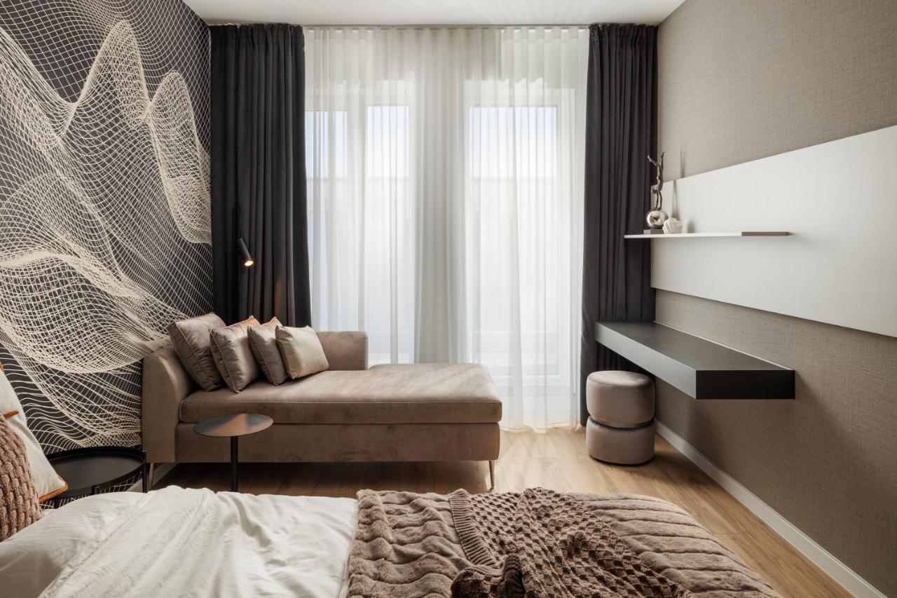 Mandala Designer Apartments With Free Private Parking, Near Mall Coresi Braşov Exterior foto